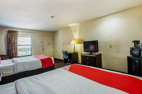 OYO Hotel Port Allen LA image 26